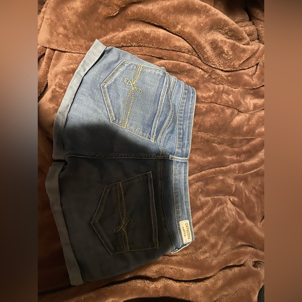 to small for me and i never worn them